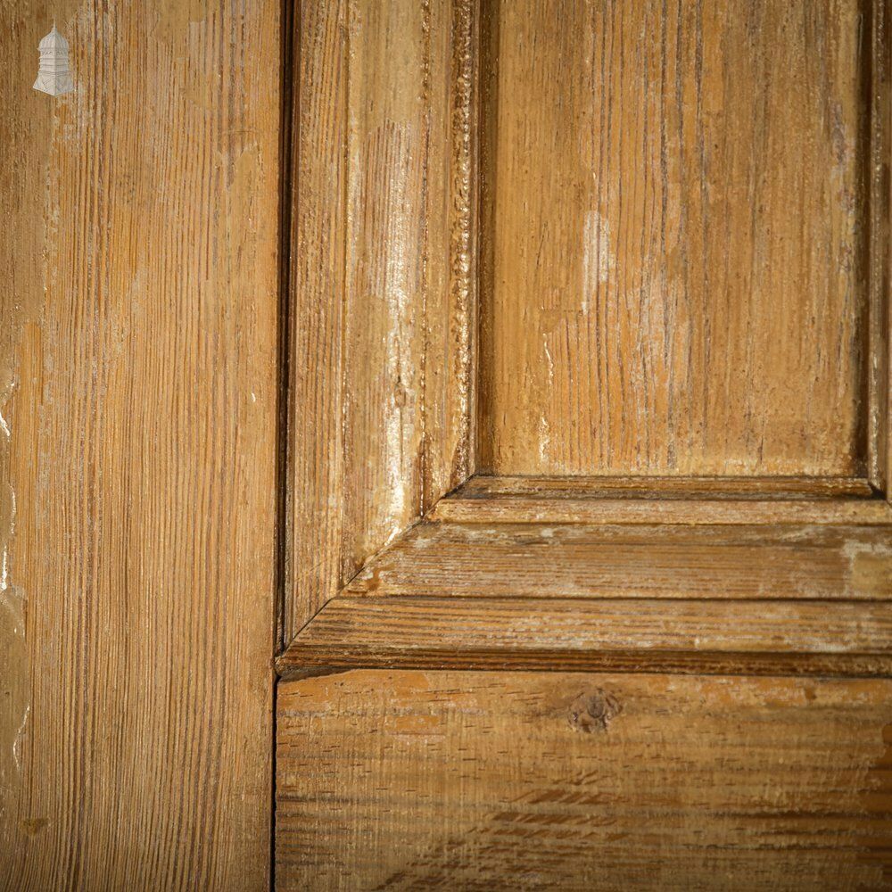 Pine Panelled Door, 6 Panel Scumble Paint Finish photo 390.0