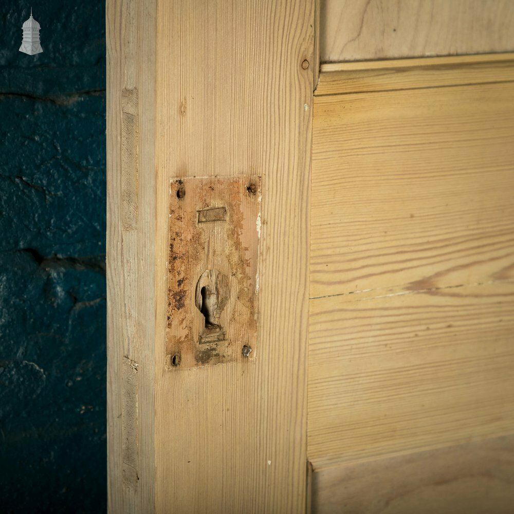 photo furniture Pine Panelled Doors, Set Of 2