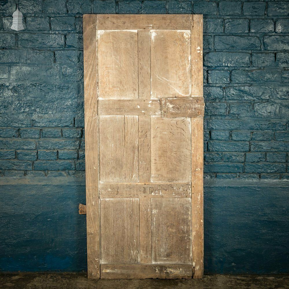 photo furniture Oak Panelled Door, 17th C, 6 Panel