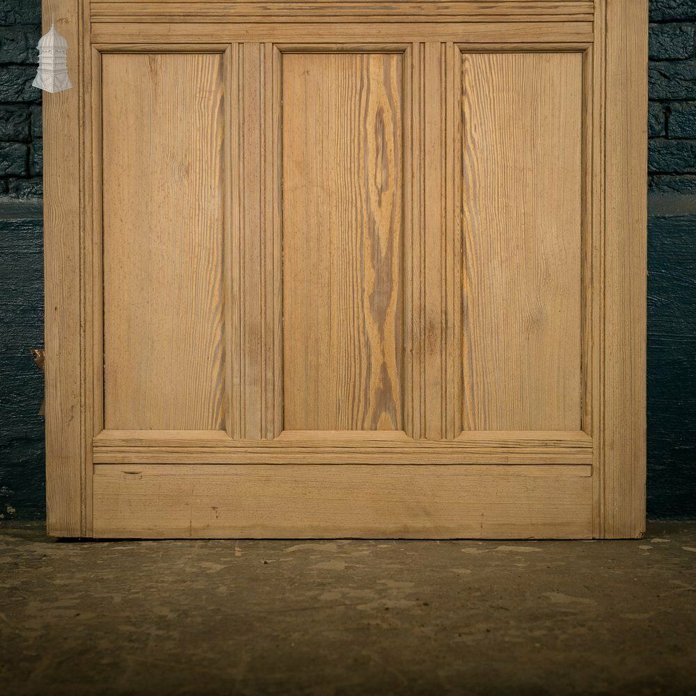 photo vinterior Glazed Pine Door, 7 Panel Pitch Pine, Top Panel Glazed With Wired Glass