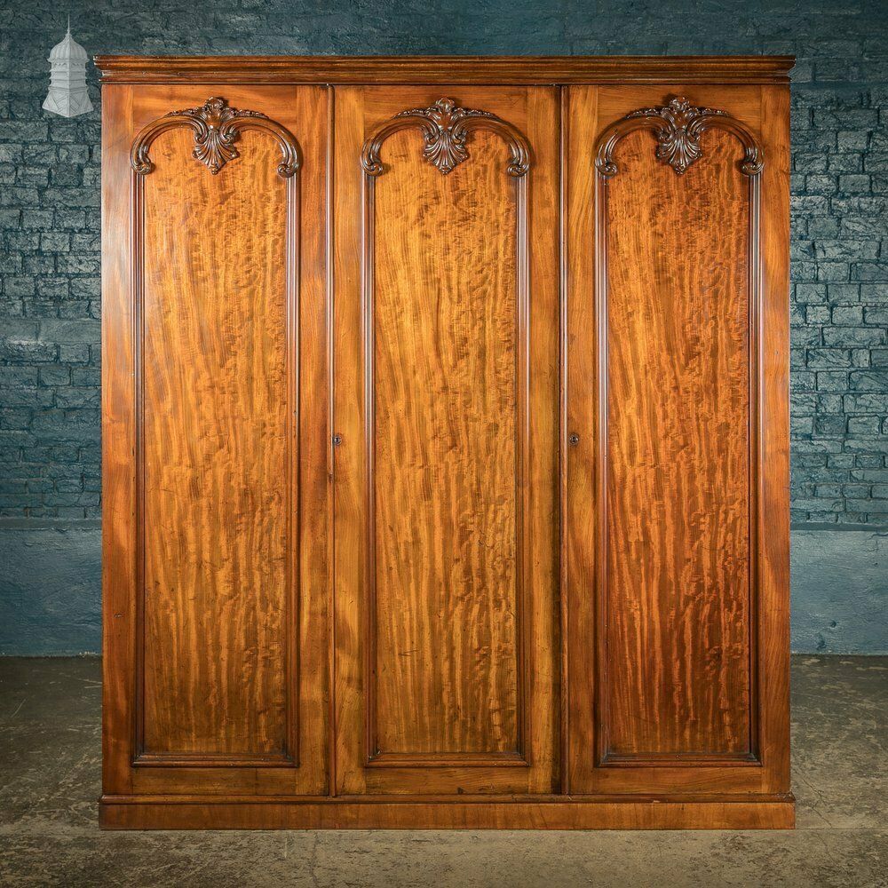 Compactum Gentlemans Wardrobe, Victorian Mottled Mahogany photo vintage
