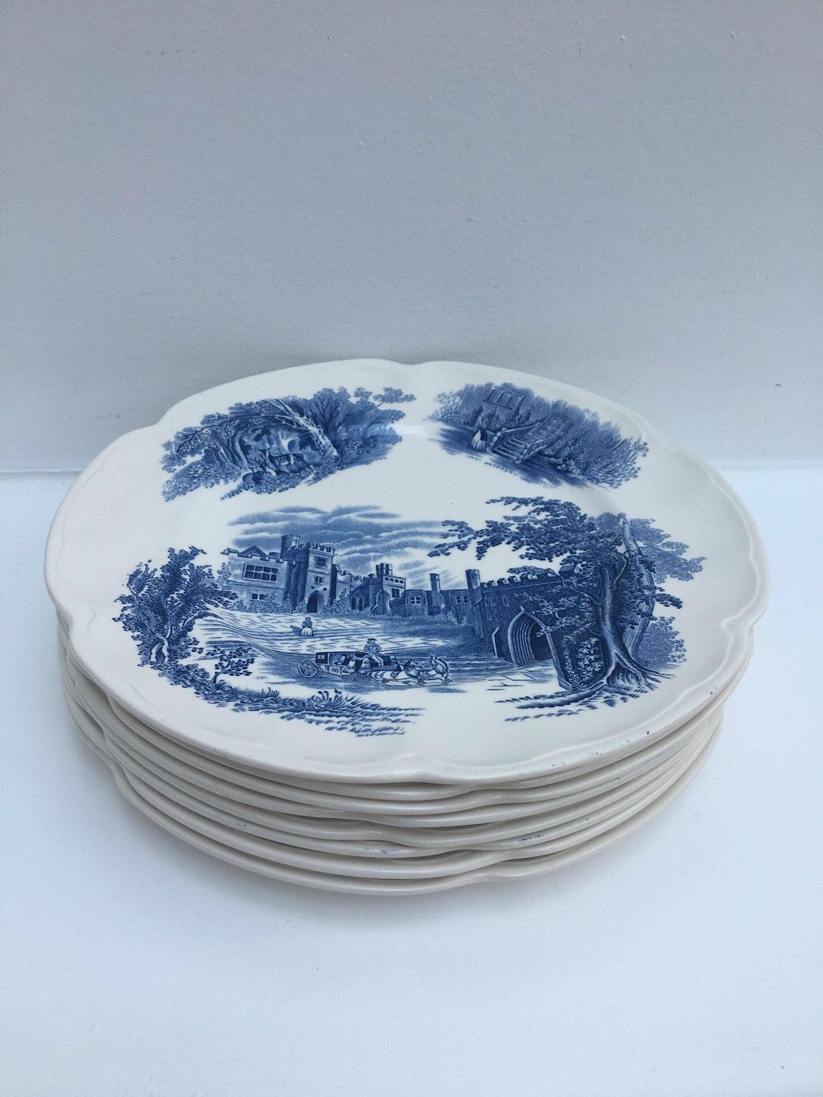 4 Haddon Hall Blue By Johnson Brothers Entrée Plate 8.8" Discontinued China, Replacement Dinnerware White Blue English Engraved Plates photo vintage
