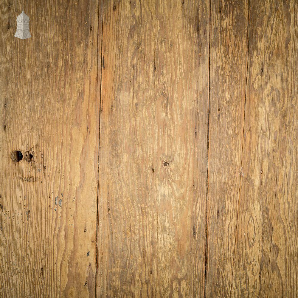 Stripped Pitch Pine Internal Door photo vinterior