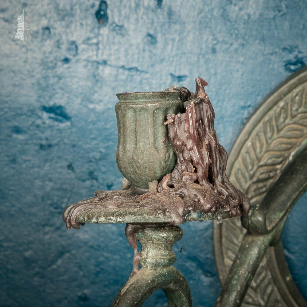 Lighting Bronze Georgian Wall Sconce With Egyptian Sarcophagus And Lion Head Details photo