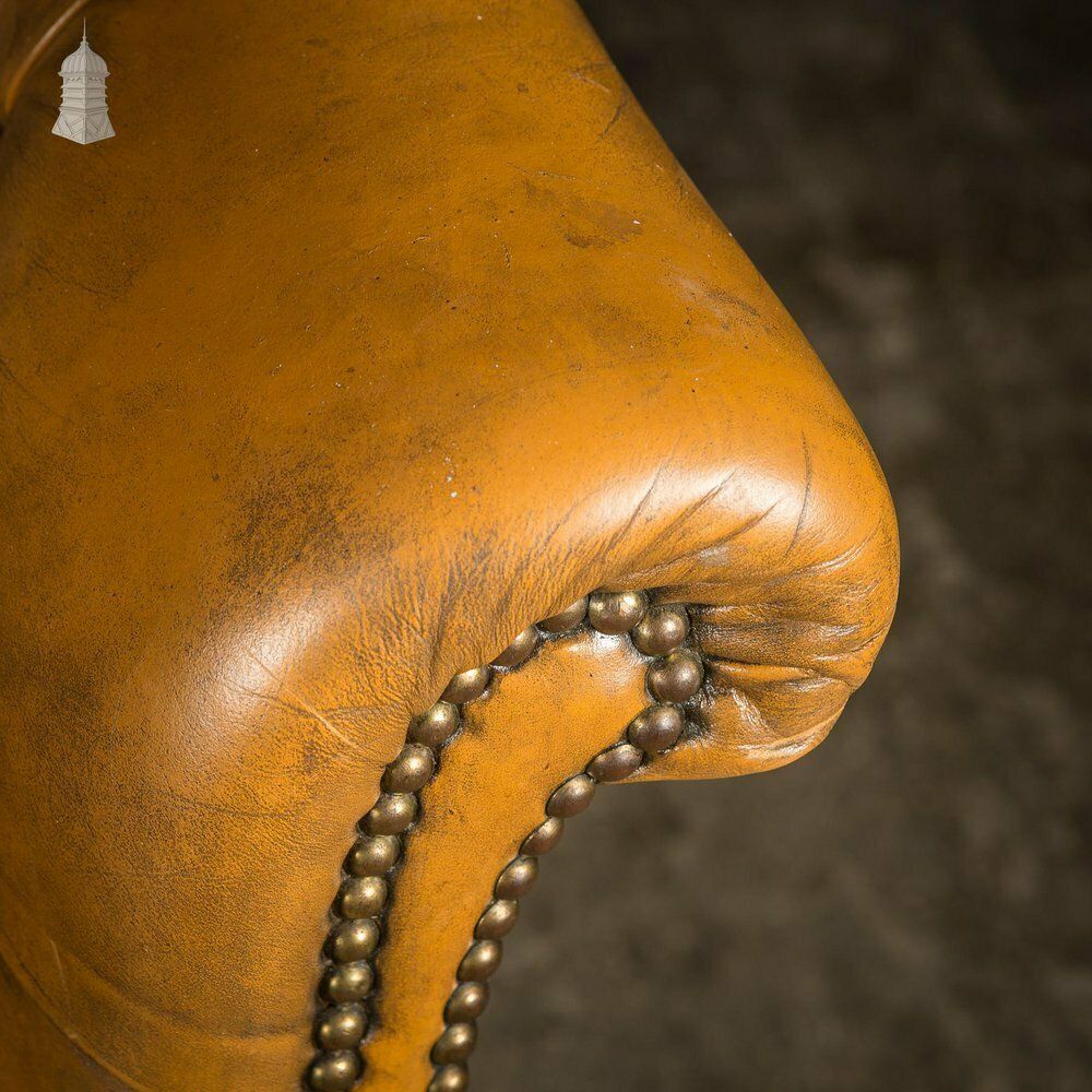 Edwardian Brown Button Back Leather Swivel Chair With Later Castors photo vinterior