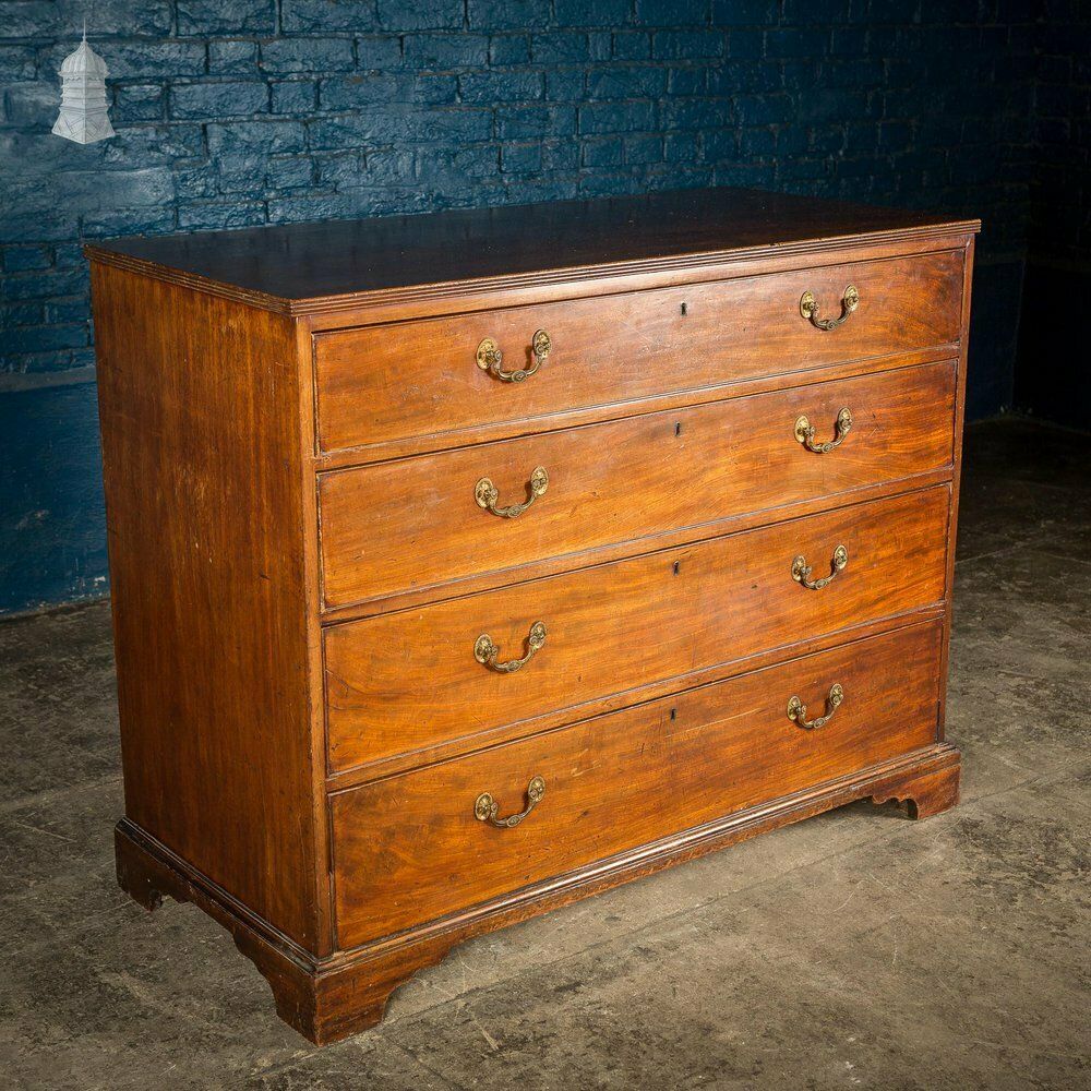 photo furniture Very Wide Georgian Mahogany 4 Drawer Chest Brass Drop Handles