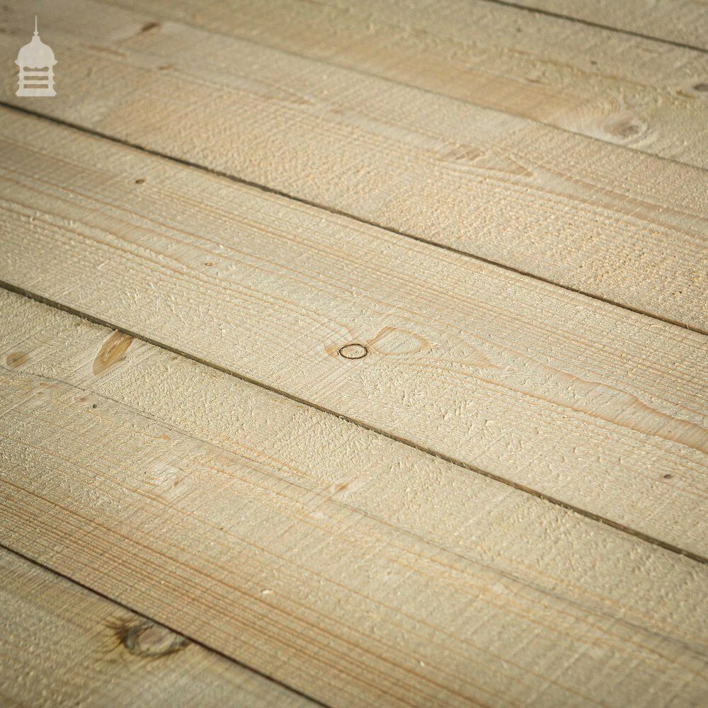 Batch Of 35 Square Meters Of Bandsawn Scaffold Board Wall Cladding photo 1050.0