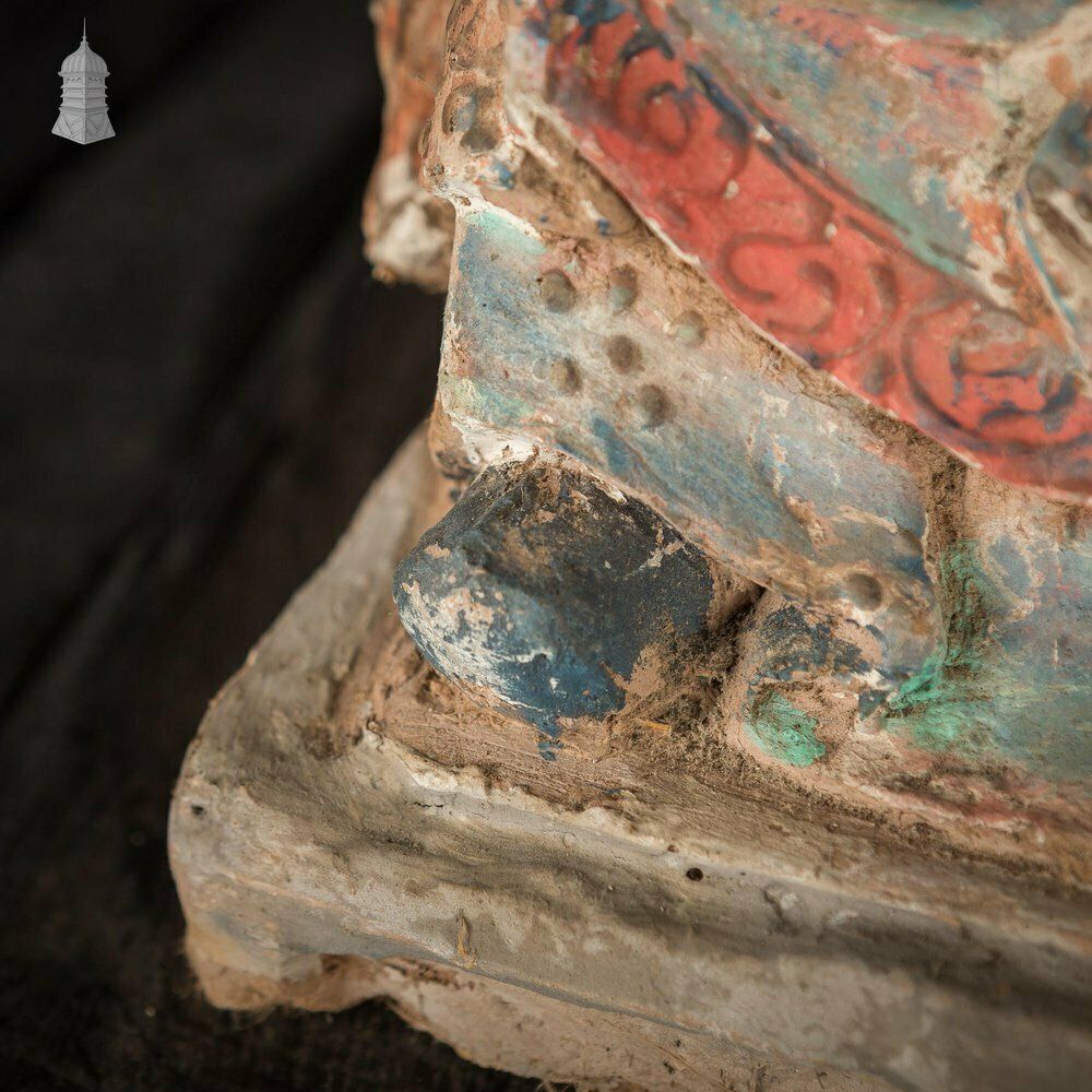 photo vintage A Pair Of Chinese Early Ming Dynasty Luohans, Remnants Of Blue, Red And White Pigment Height 50cm