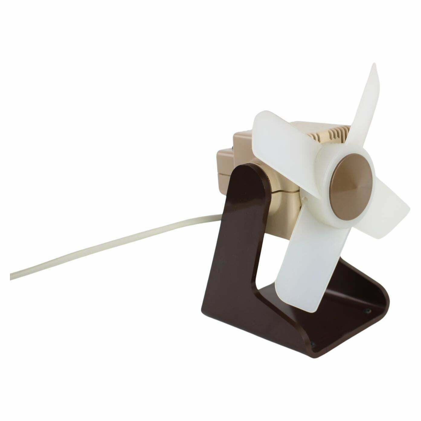 Petit ventilateur de table Stroj Smalt, Tchécoslovaquie, années 1960