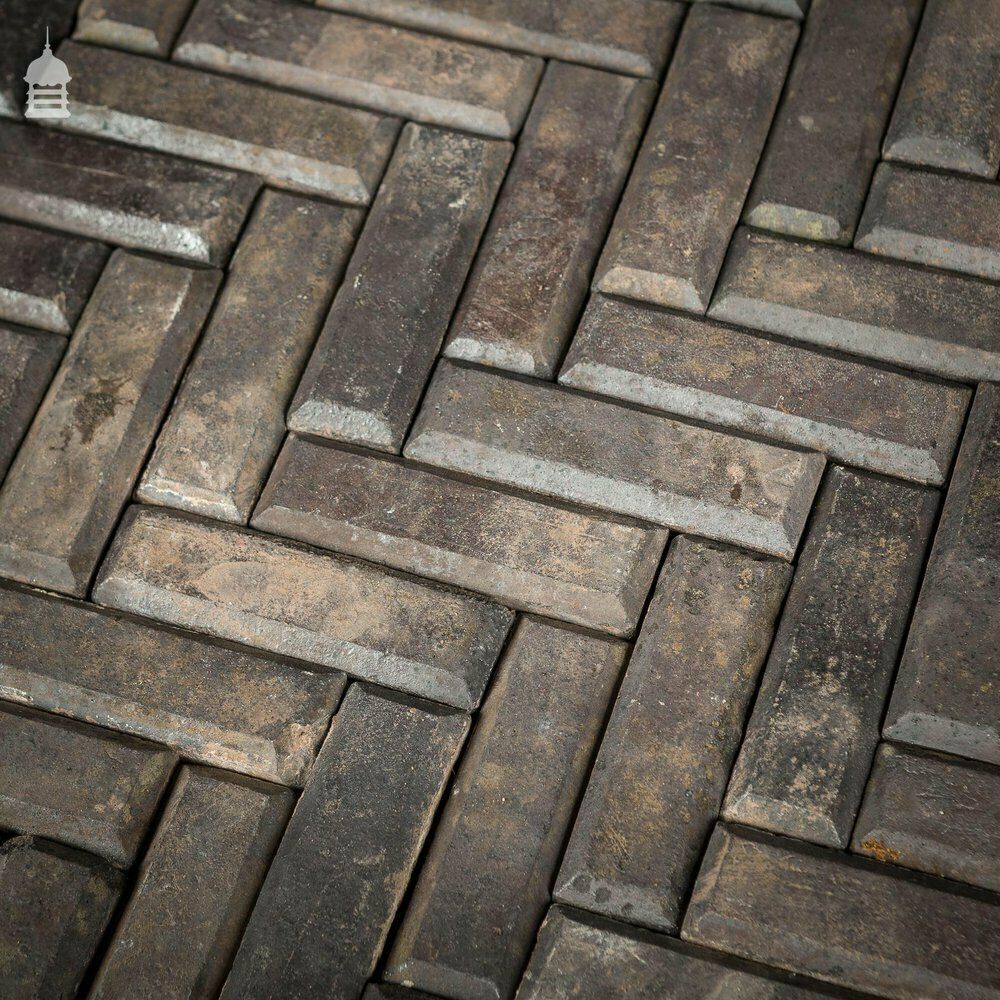 Batch Of 580 Narrow Victorian Staffordshire Blue Clinker Pavers   4 ½ Square Metres