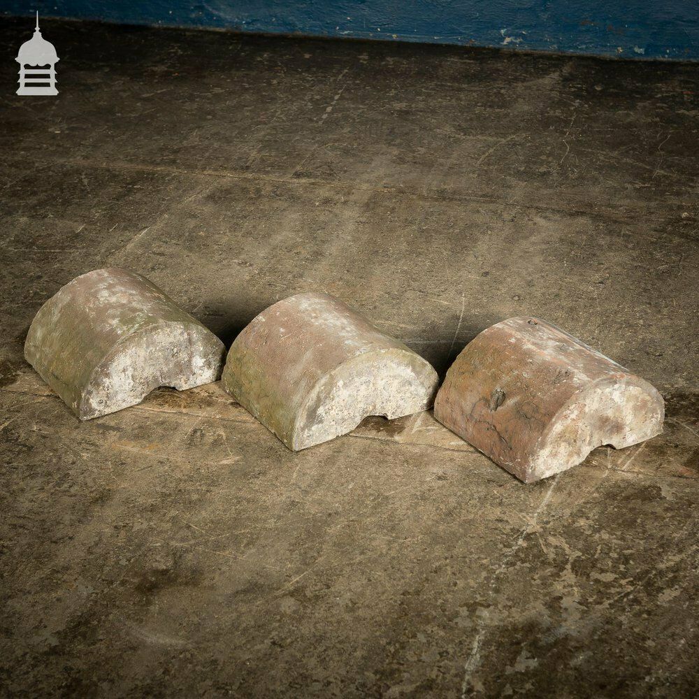 photo furniture Batch Of 31 19th C Half Round Copings A Run Of 25ft