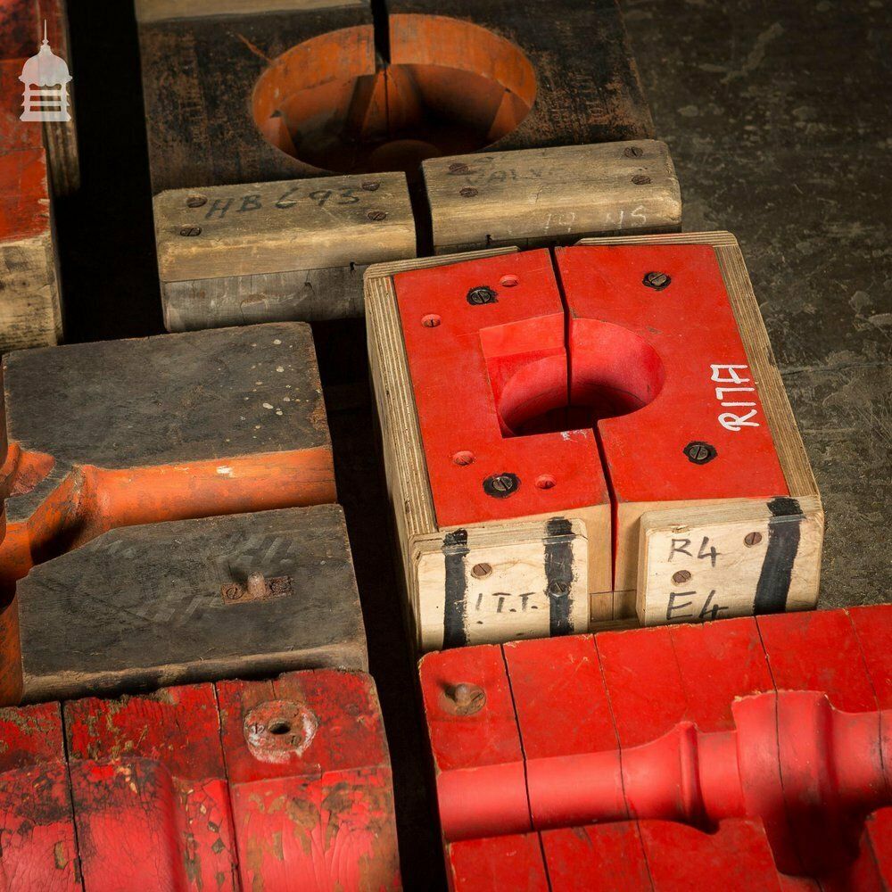 photo vintage Collection Of 18 Red And Black Industrial Factory Moulds