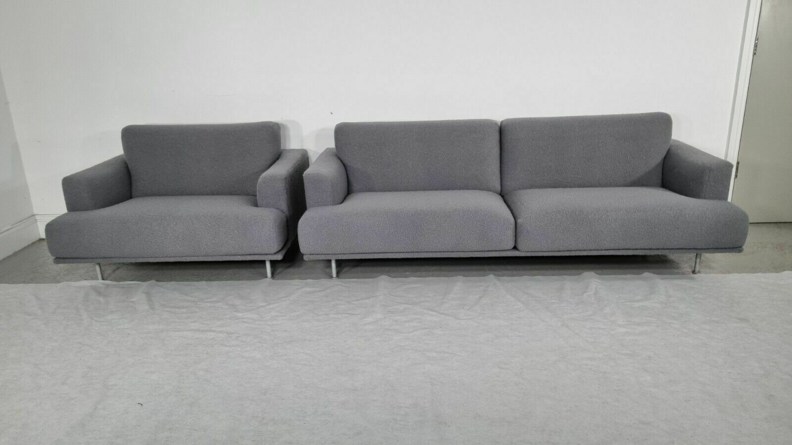 Immaculate Cassina 253 Met 3 Seater And Love Seat In Grey Boucle Fabric