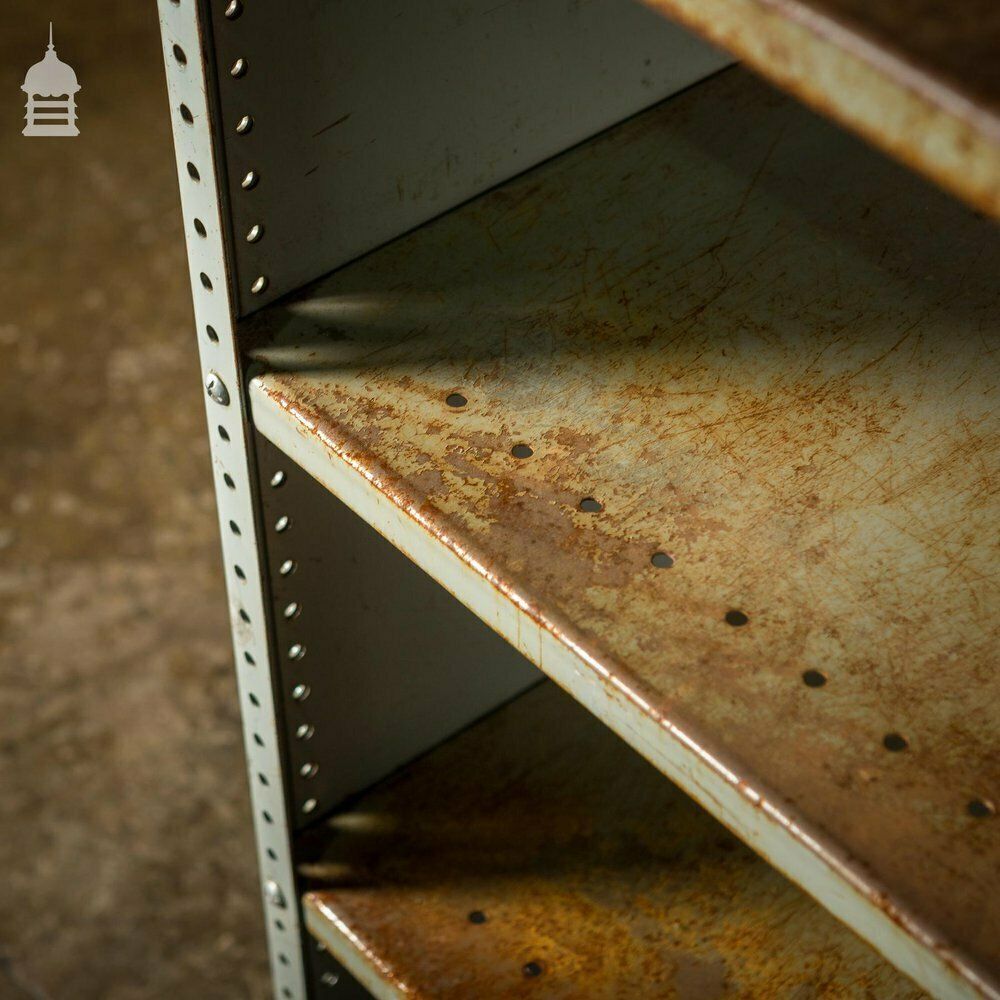 Steel Industrial Factory Shelving Unit photo vinterior