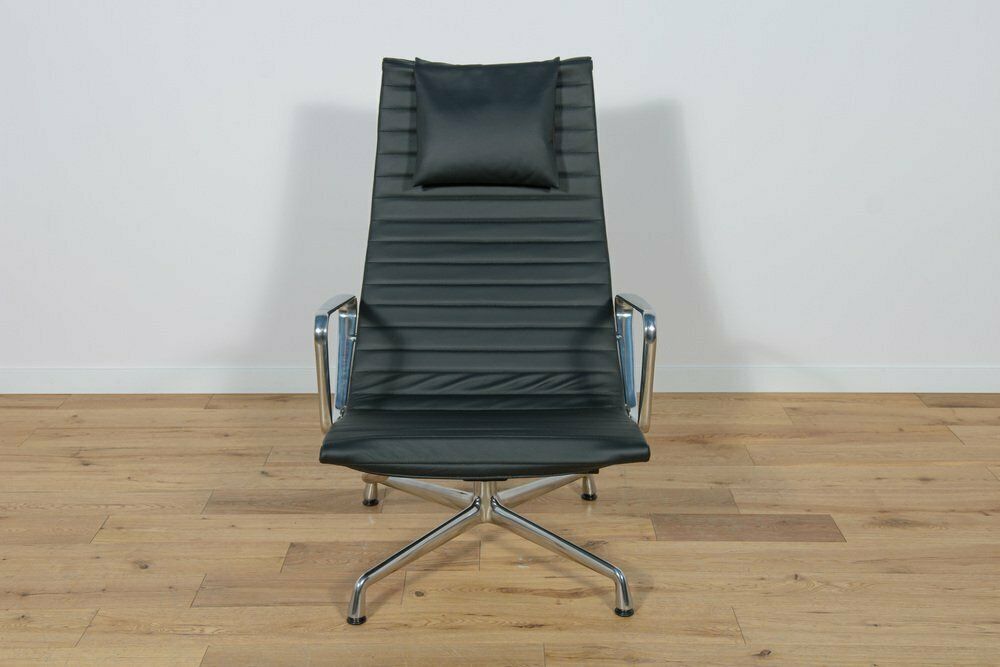 Alu Group Ea124 & Ea125 Lounge Chair & Ottoman By Charles & Ray Eames For Vitra, 1980s, Set Of 2 photo vintage