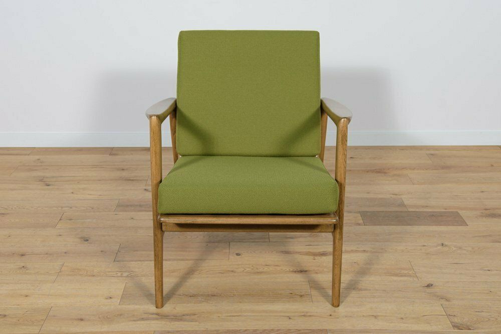 Model 300 139 Armchairs From Swarzędz Factory, 1960s, Set Of 2 photo vinterior