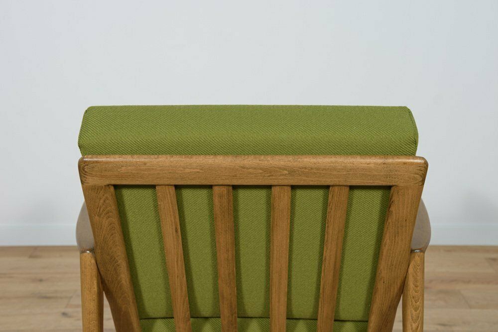 Model 300 139 Armchair From Swarzędz Factory, 1960s photo vinterior