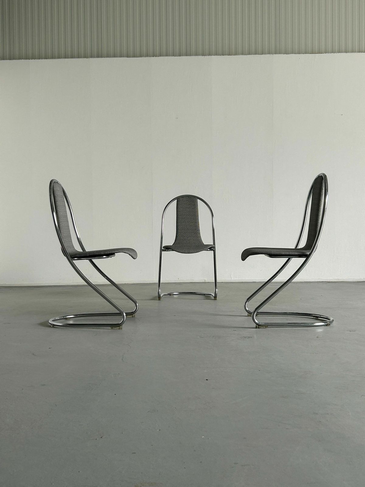 1 Of 3 Italian Space Age Chromed Tubular Steel Cantilever Chairs In Style Of Willy Rizzo For Cidue, 1980s Italy photo for sale