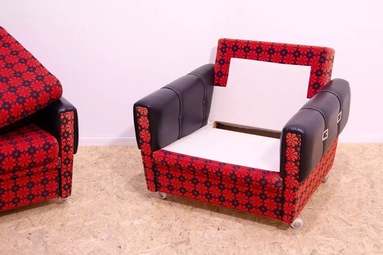 photo vinterior Pair Of Eastern Bloc Vintage Armchairs, 1970´S, Czechoslovakia