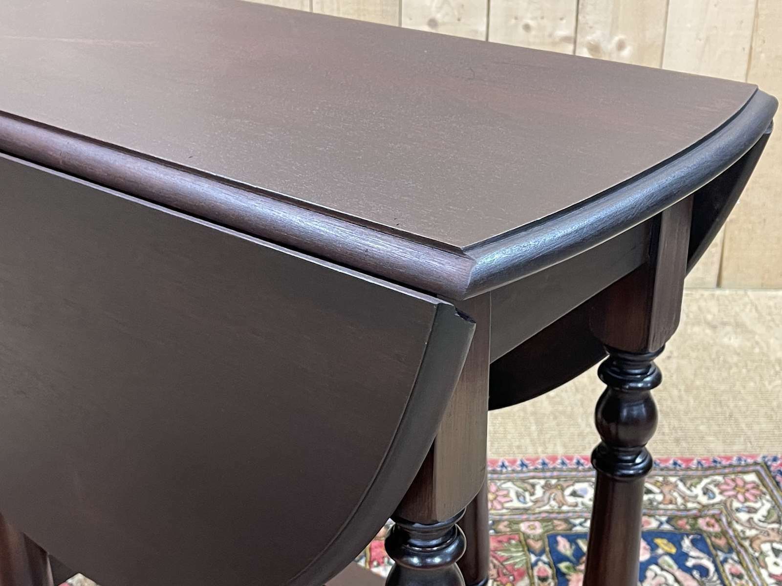 Furniture English Table In Mahogany photo
