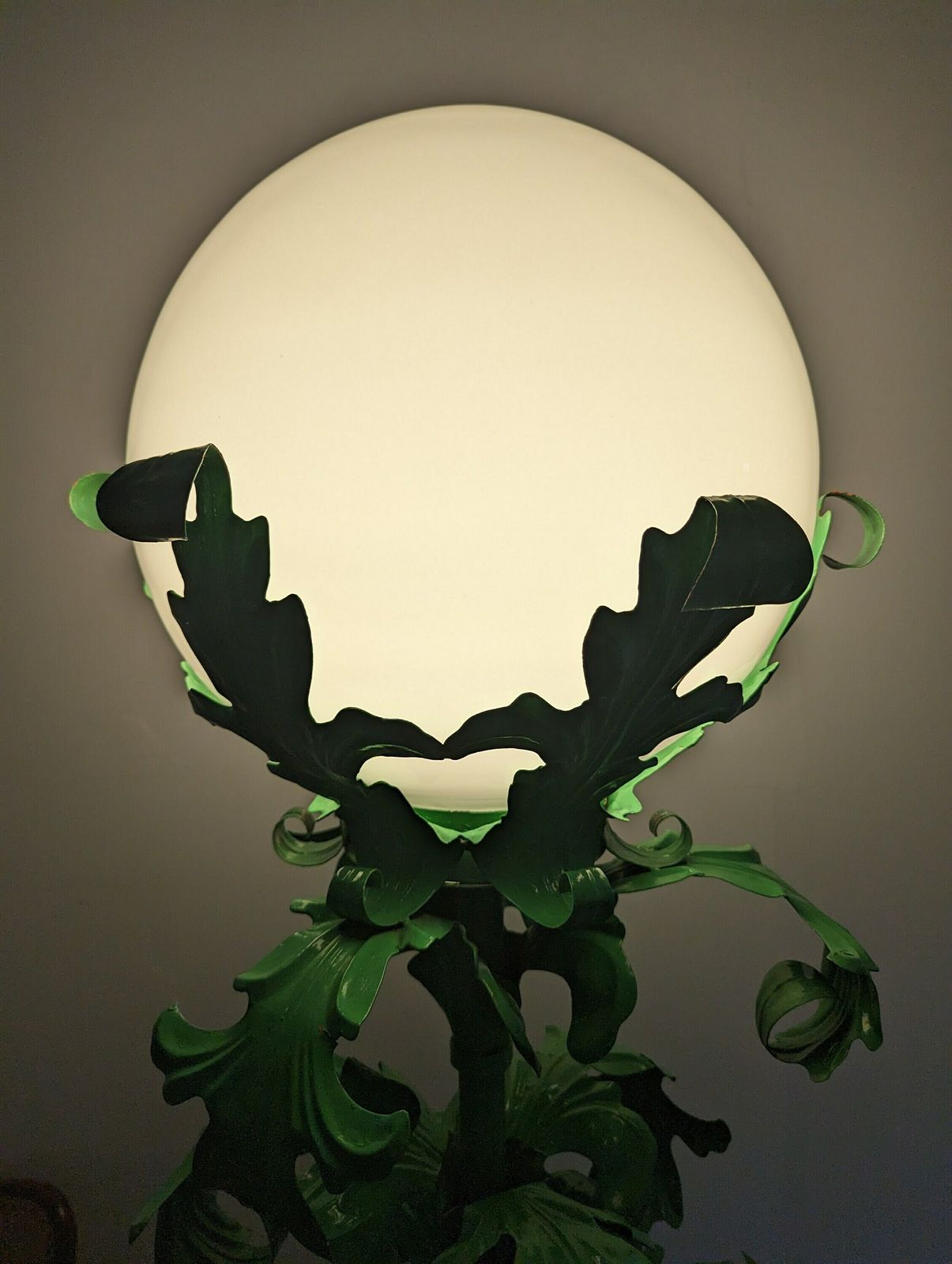 Large Acanthus Leaf Metal Floor Lamp 1950s photo 2235.0