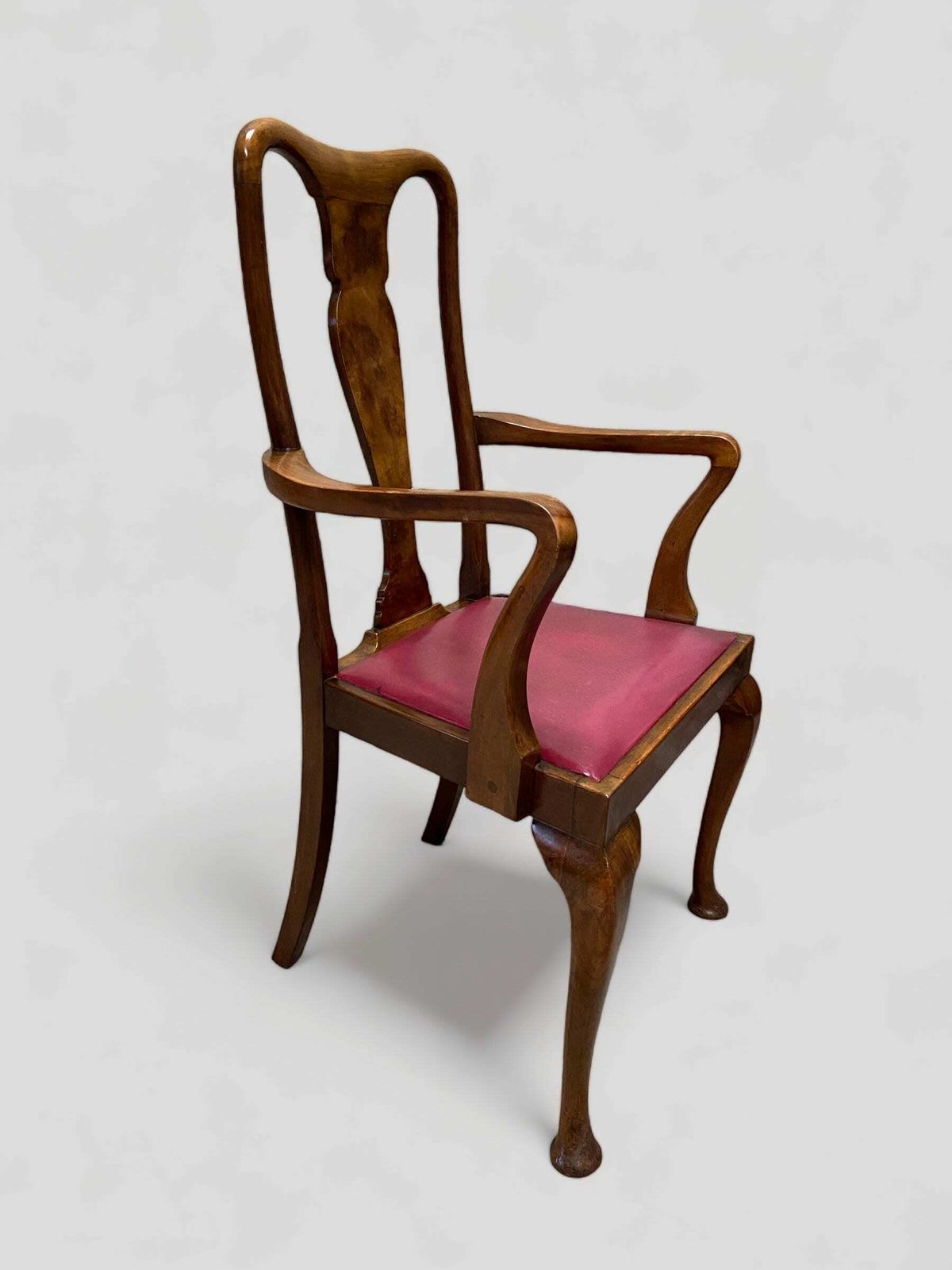 Antique Hickory Chair / Solid Mahogany Traditional Style Splat Back Dining Arm Chairs