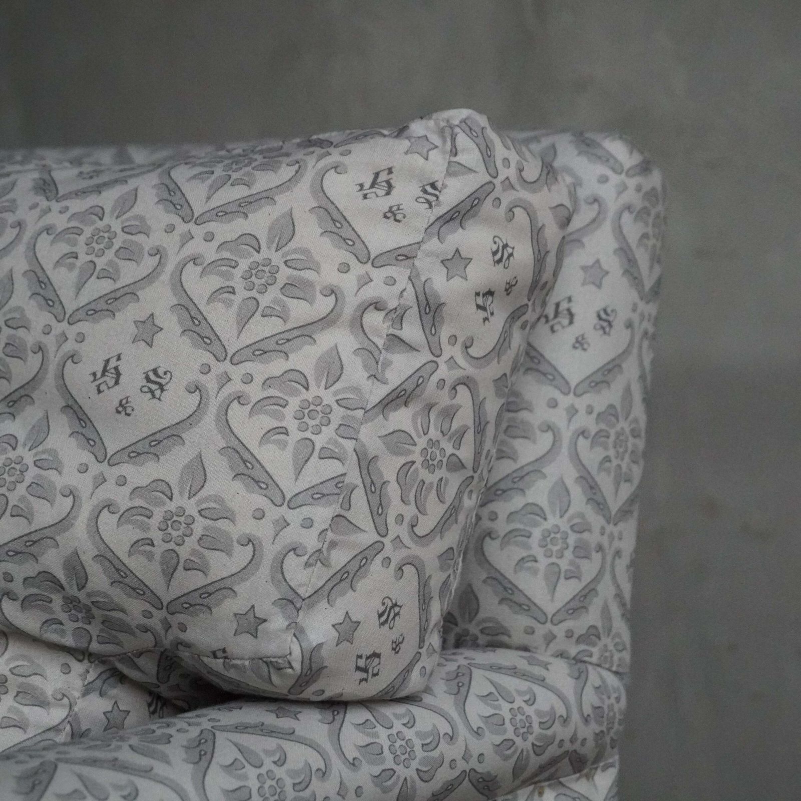 10345.0 Howard And Sons Ingleby   Pair Of Armchairs photo