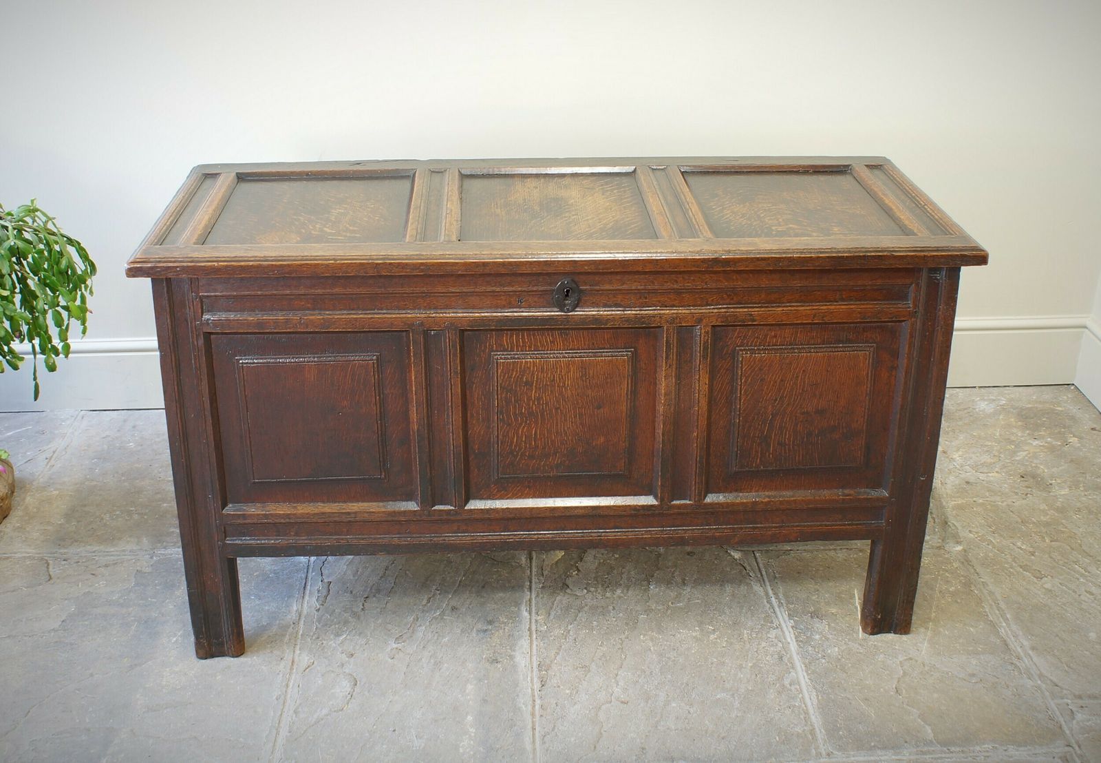 17th Century Oak Coffer., 18th Century And Earlier photo for sale