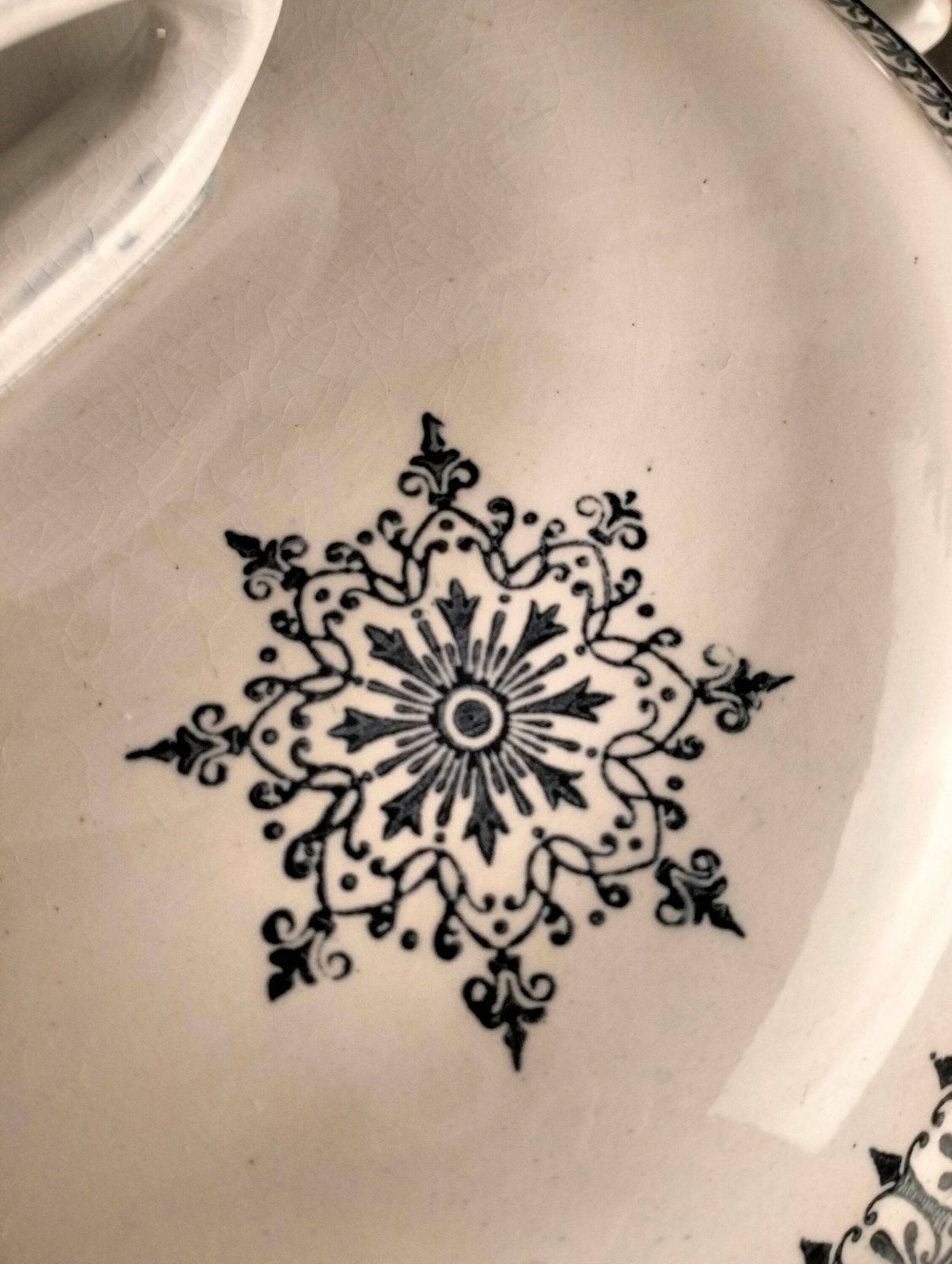 Antique French Earthenware Soup Tureen, Blue Floral Transferware Soupière, Lidded Serving Bowl, St Amand Porcelain photo Home Decor