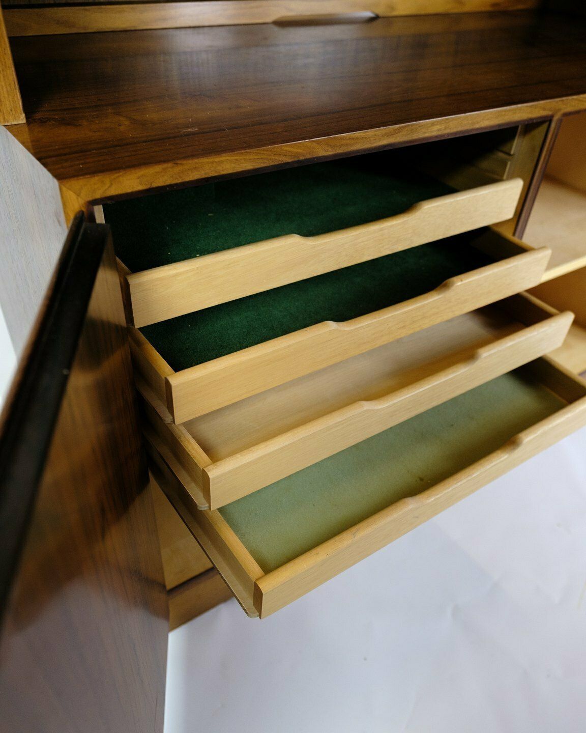 Bookcase In Rosewood By Hundevad Møbelfabrik, Danish Design From 1960s photo vinterior
