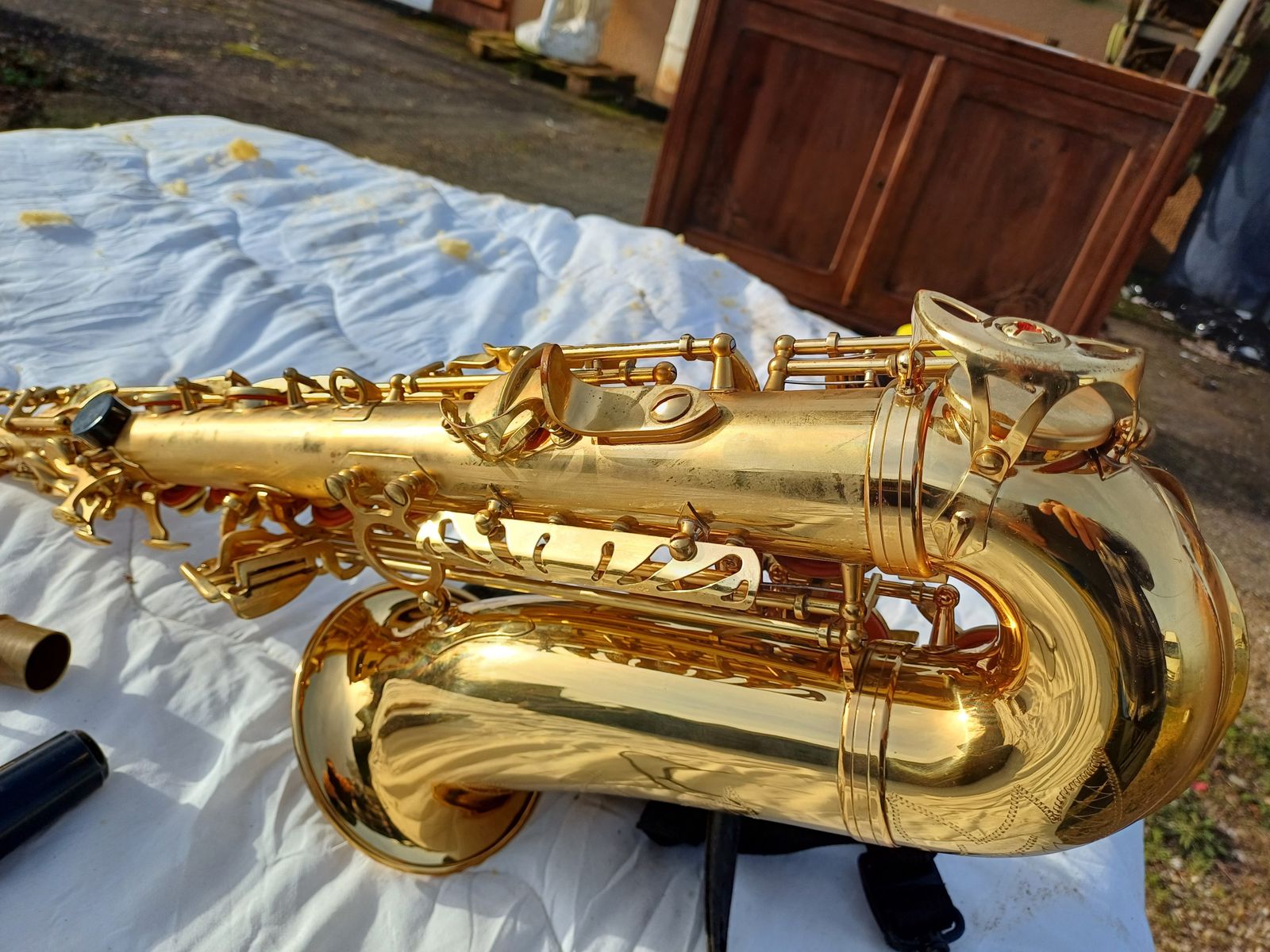 photo furniture Saxophone Tim Hendson, 1990s, Copper