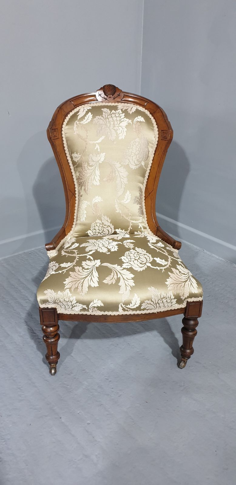 Pretty Bouoir Chair, 1800s, Walnut photo Furniture