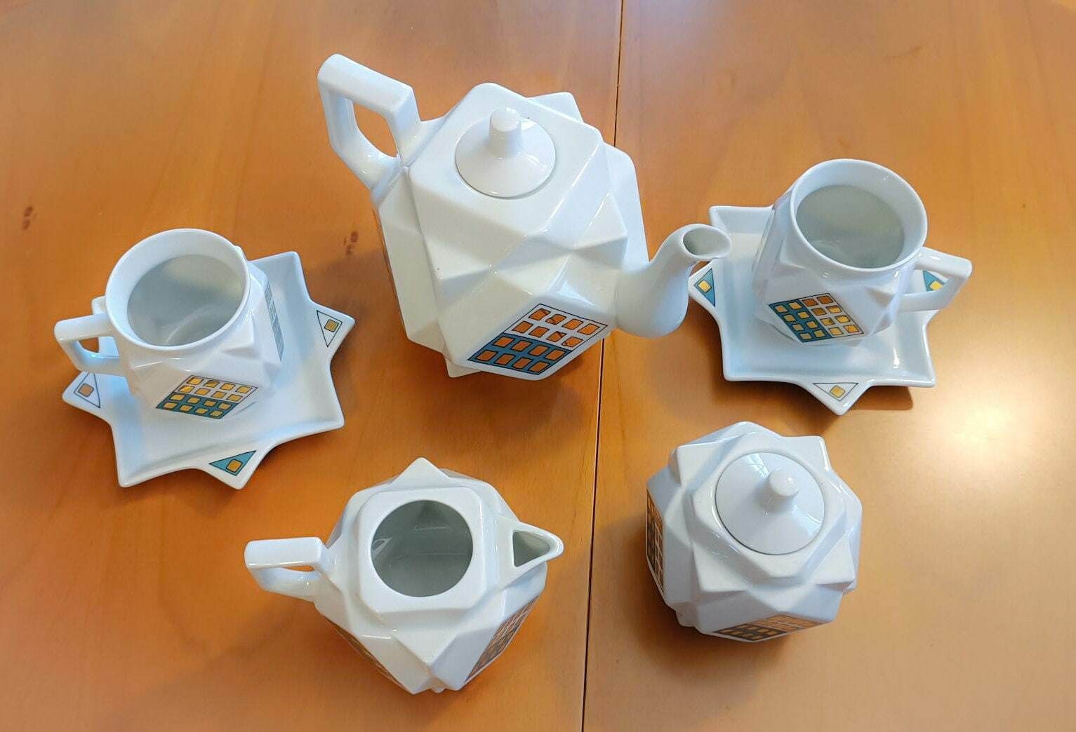 Remo Bianco Porcelain Coffee Service Tableaux Dores Tete A Tete Duet Limited Edition photo furniture