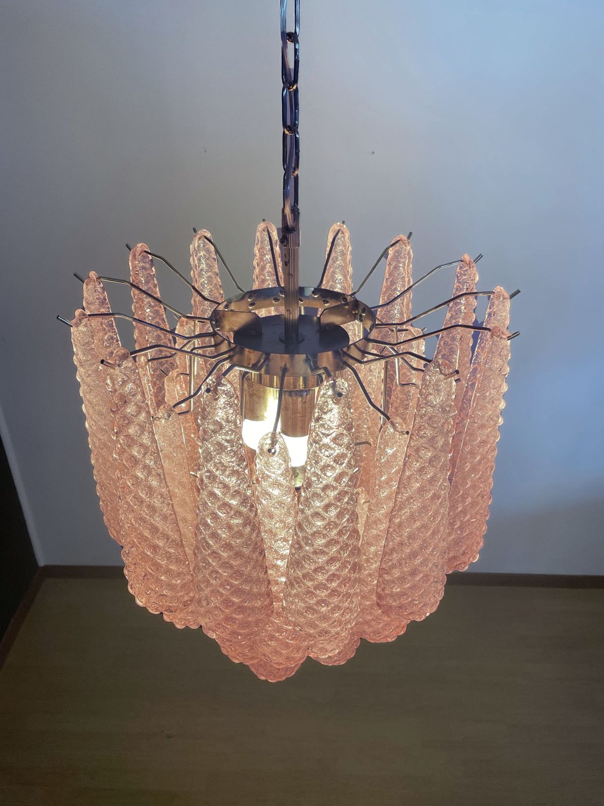 photo vinterior Italian Vintage Murano Chandelier 41 Pink Glass Petals Drop