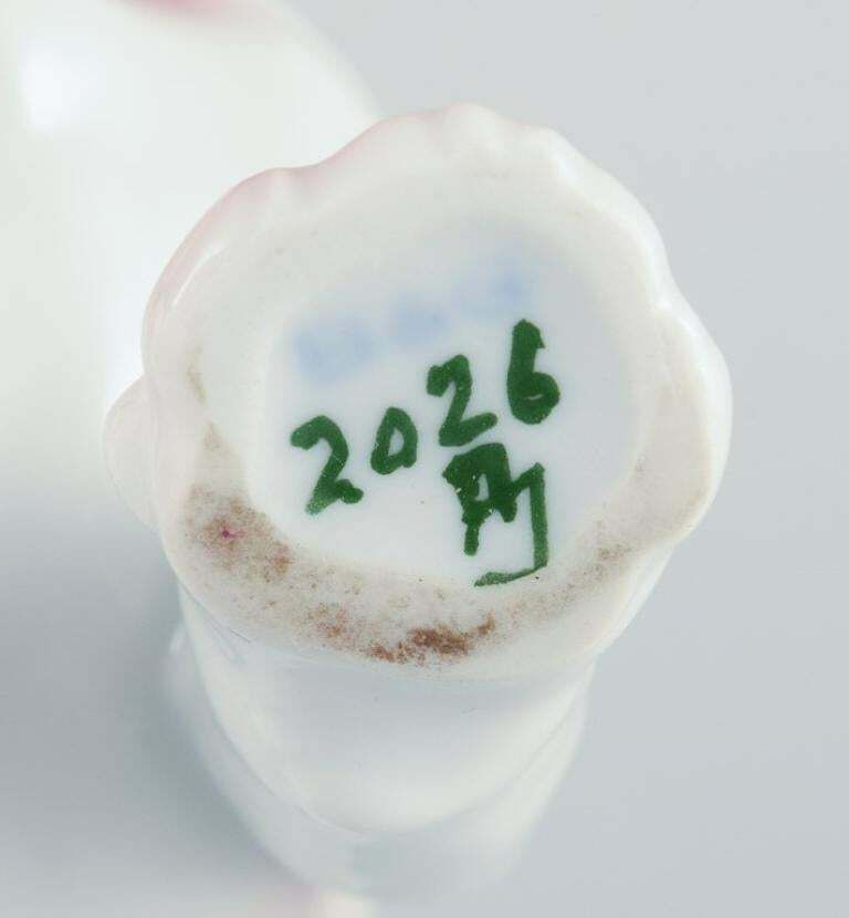 Bing & Grøndahl, Porcelain Figurine Of A Pointer Puppy. photo buy