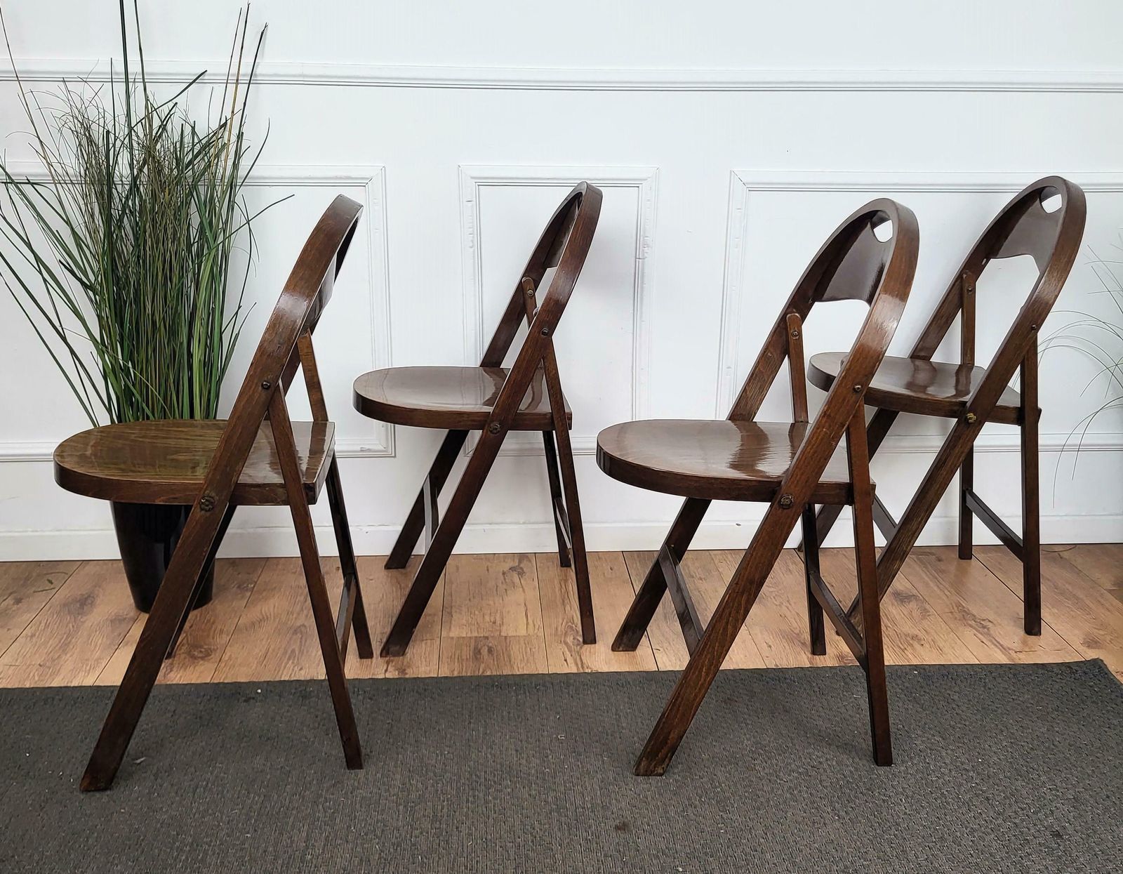 Set Of 4 1960s Mid Century Thonet B 751 Wood Folding Chairs photo vinterior