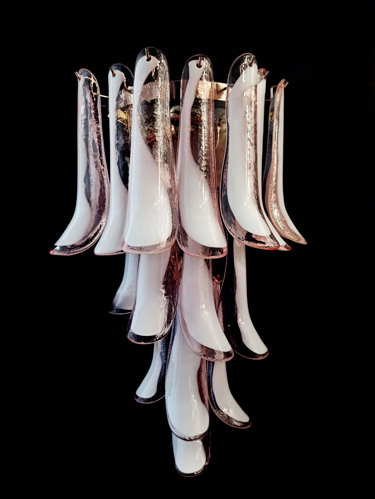 photo vinterior Midcentury Trio Of Italian Pink Wall Sconces, Murano, 1990s