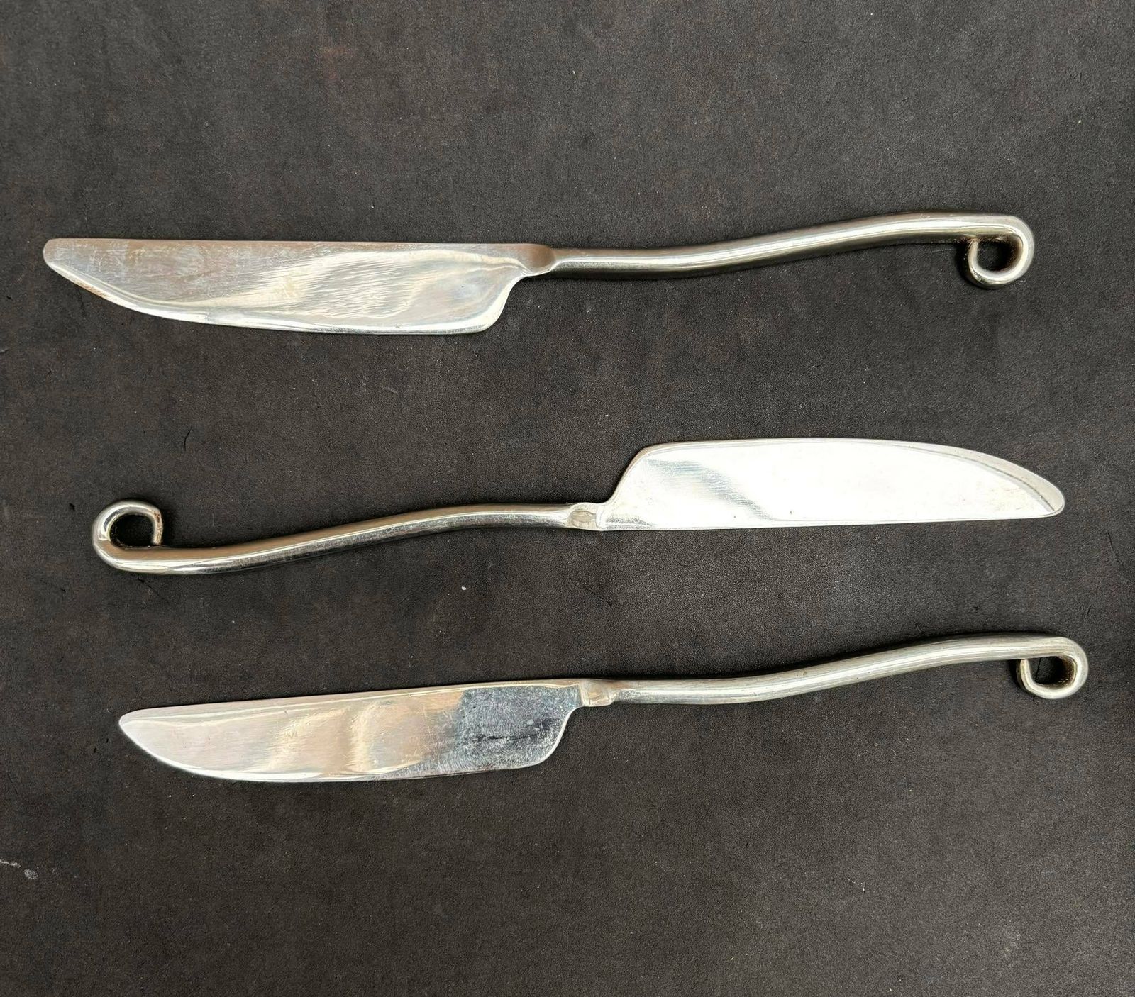 Set 3 Forged Knives Flatware Twist Cutlery French Replacement Twisted Ends Spiral Swirl Brutalist Decor Medieval Style Viking Handmade
