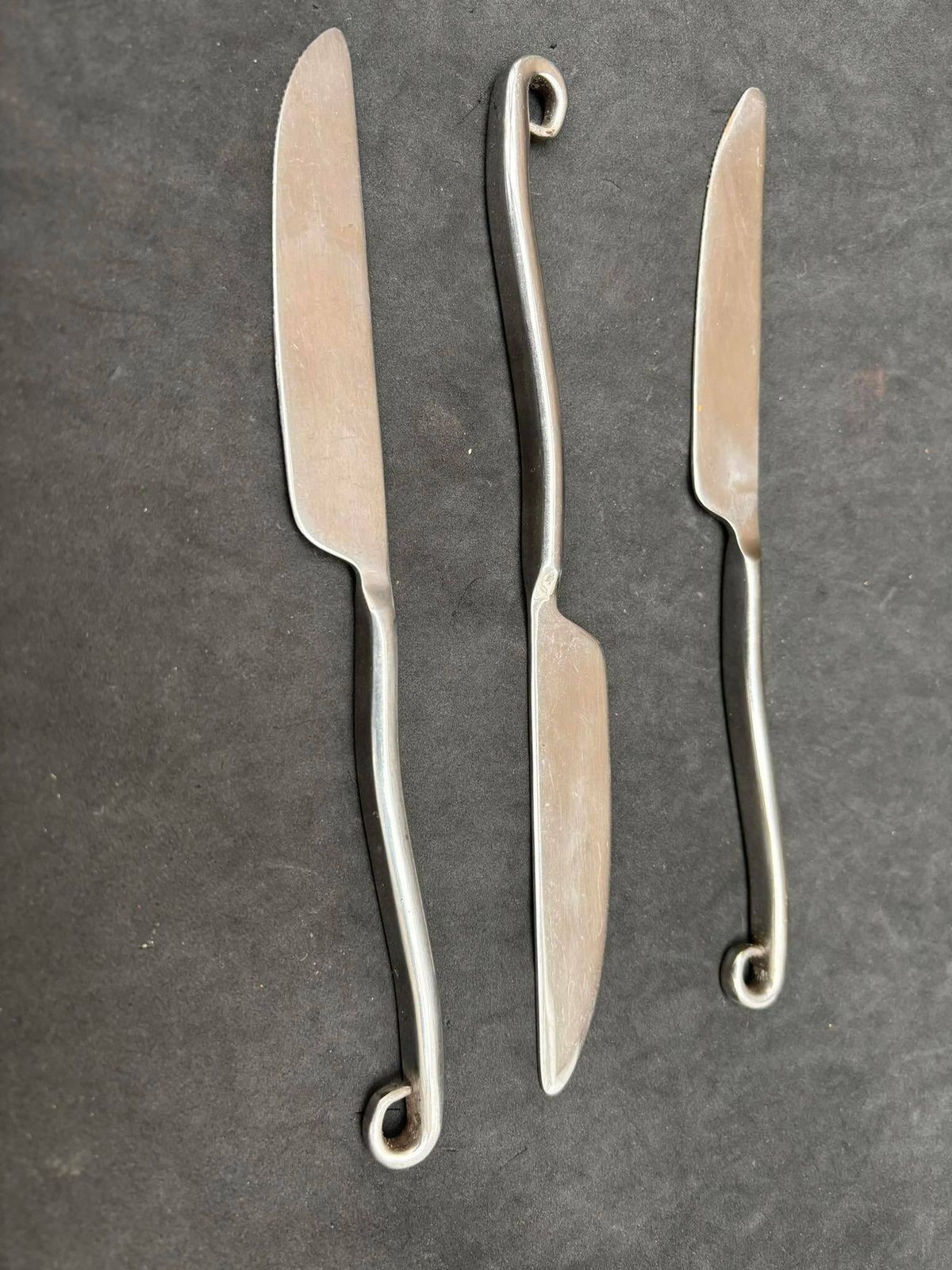 Set 3 Forged Knives Flatware Twist Cutlery French Replacement Twisted Ends Spiral Swirl Brutalist Decor Medieval Style Viking Handmade photo vinterior