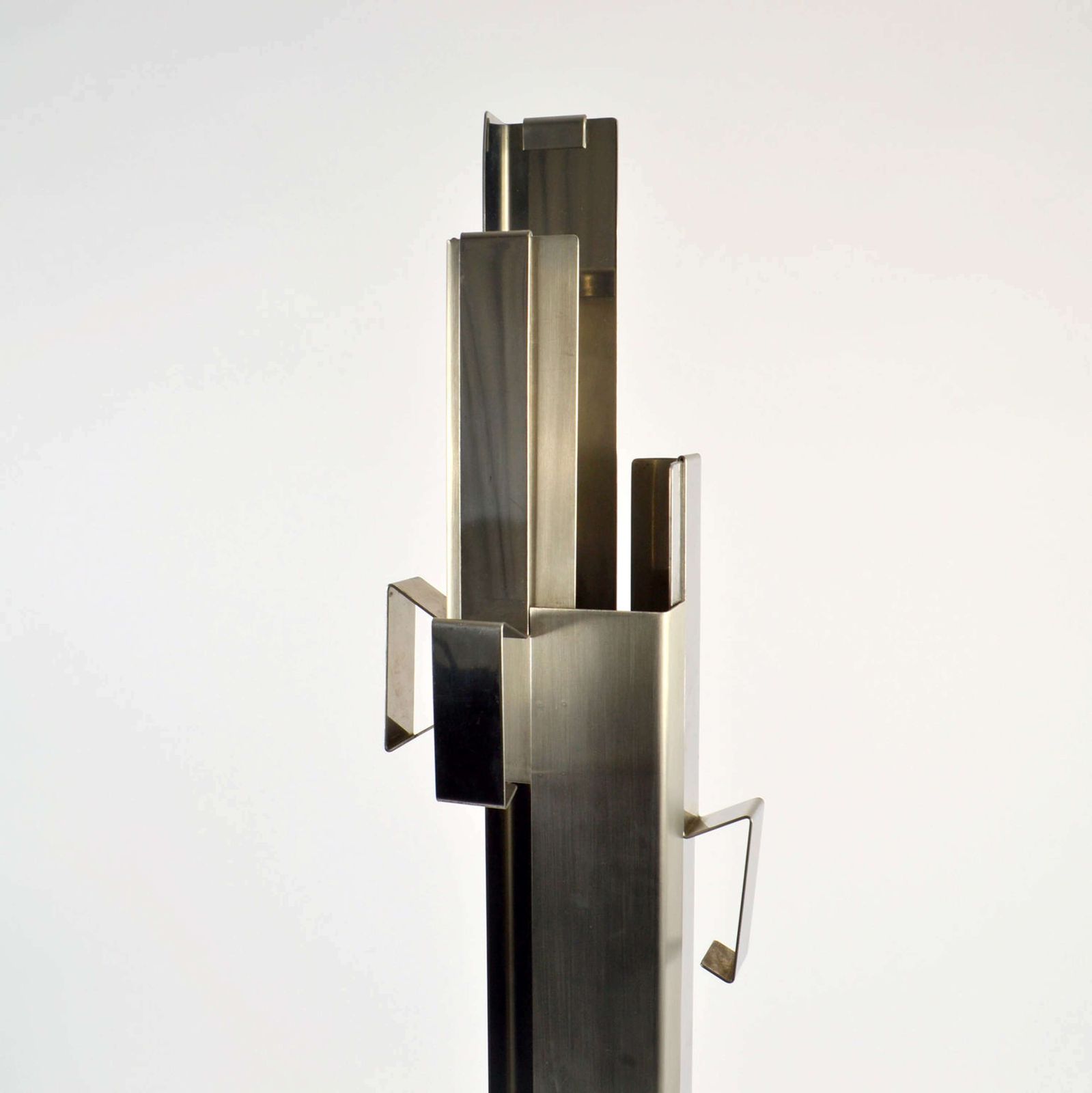 photo for sale Minimalist Counterbalance Floor Lamp Is Super Flexible, With An Arm Ad