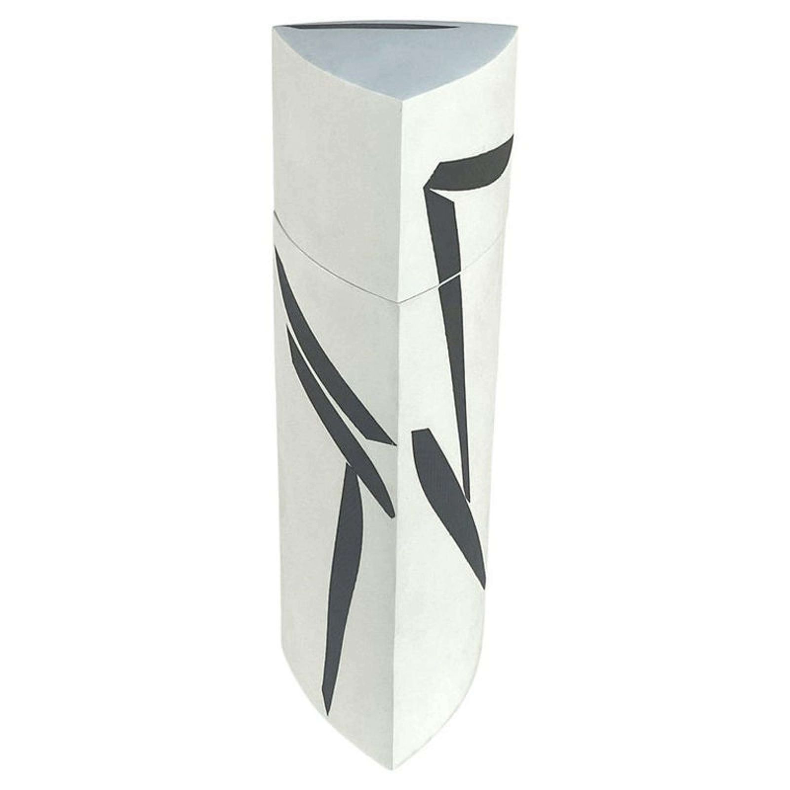 Tall Porcelain Sculpture And Vessel With Lid, White And Indigo Motiv photo furniture