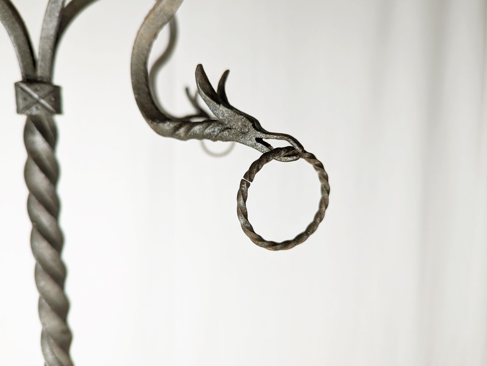 photo vinterior Hand Crafted Wrought Iron Pedestal From The Early 1900s Attributed To Alessandro Mazzucotelli