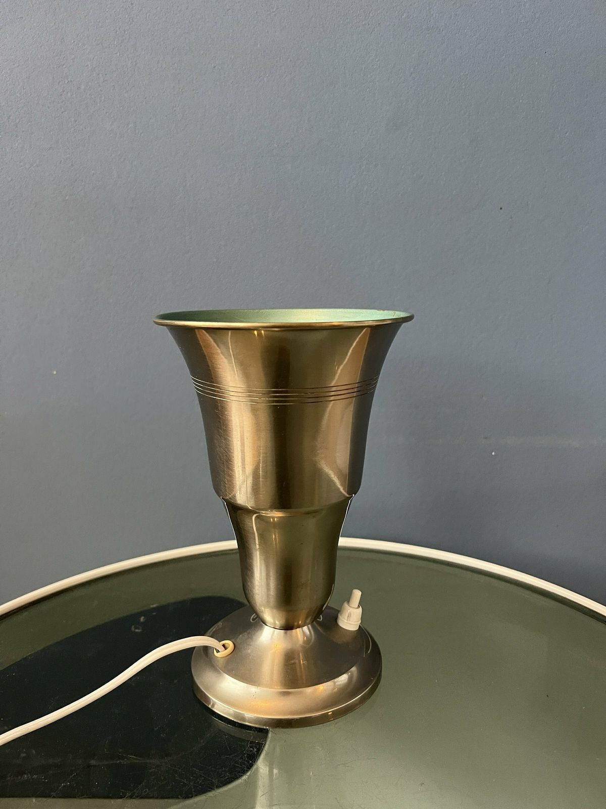 Metalen Trompet Uplighter 'Cup' Tafellamp In Zilverkleur photo buy