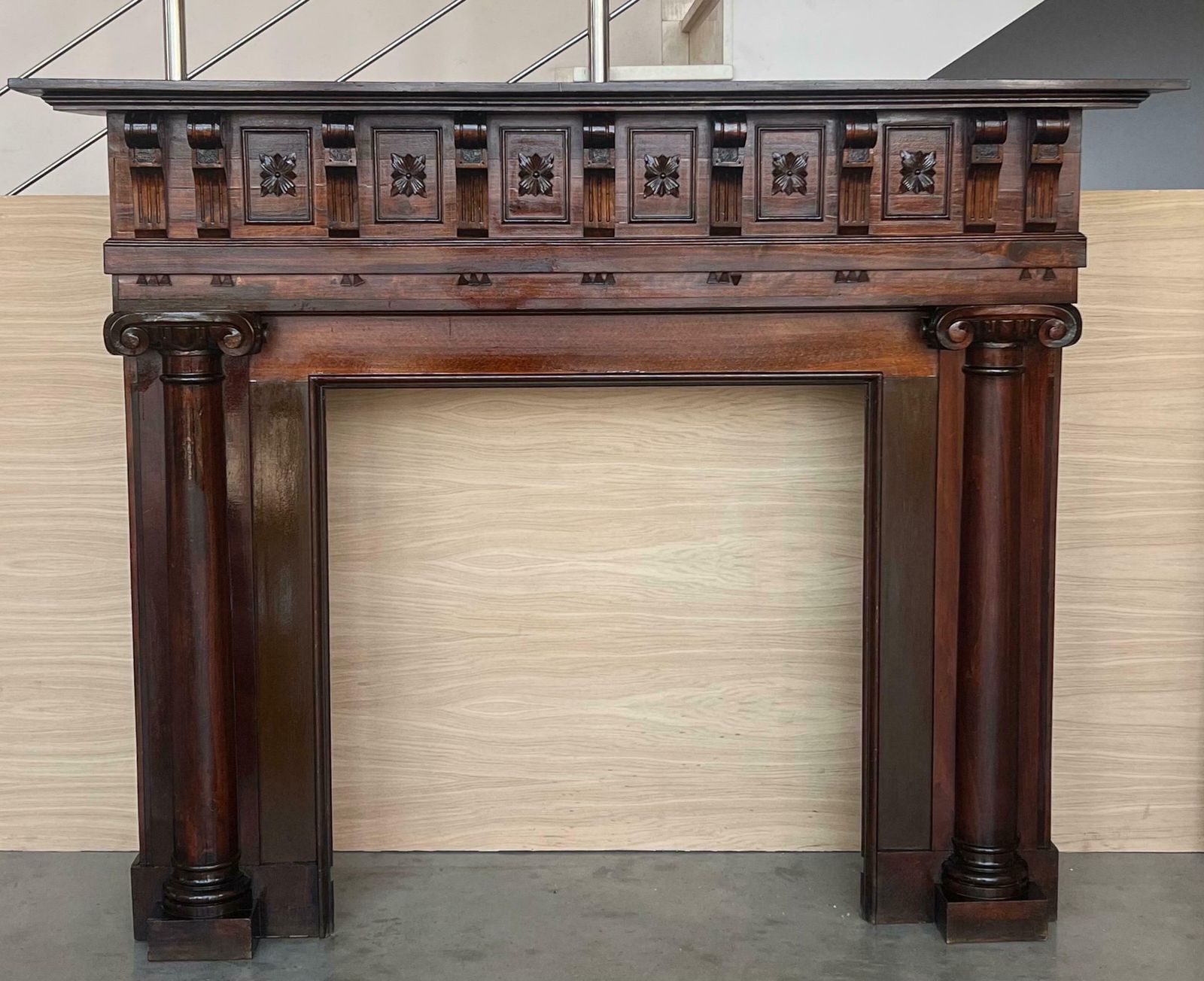 Manteau de cheminée d'époque de style édouardien en chêne, Espagne, fin du XIXe siècle photo furniture
