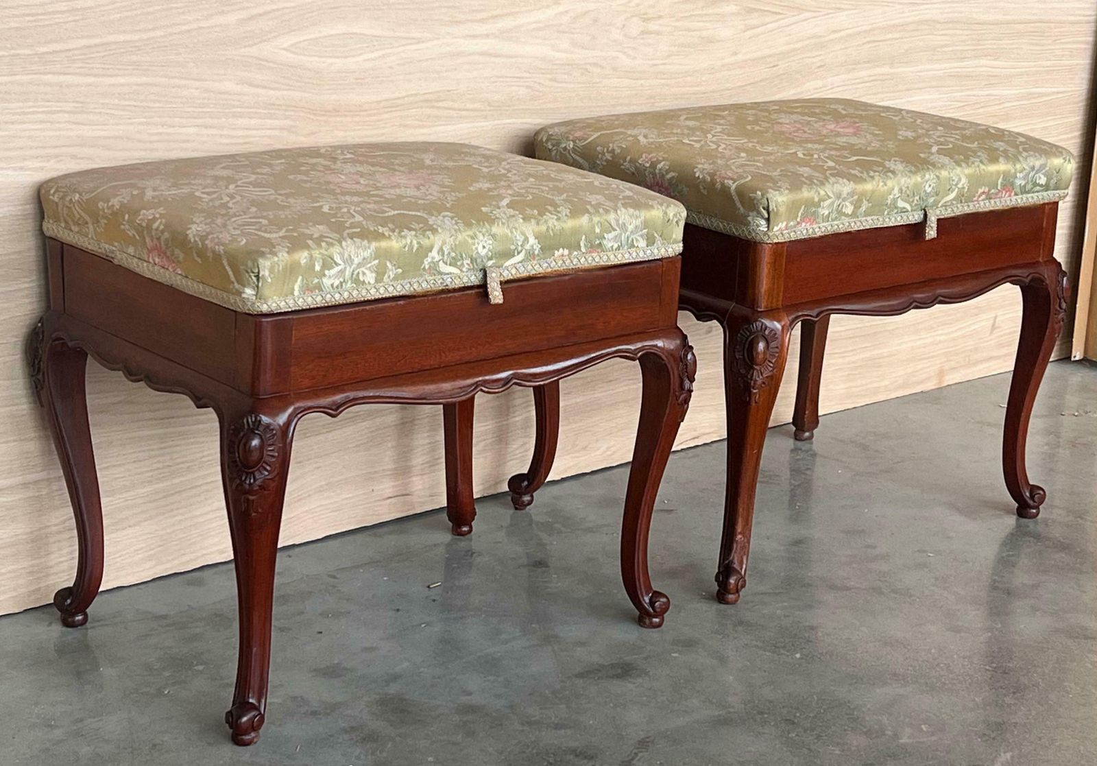 Pair Of 20th Century Spanish Folding Up Footstools photo vinterior