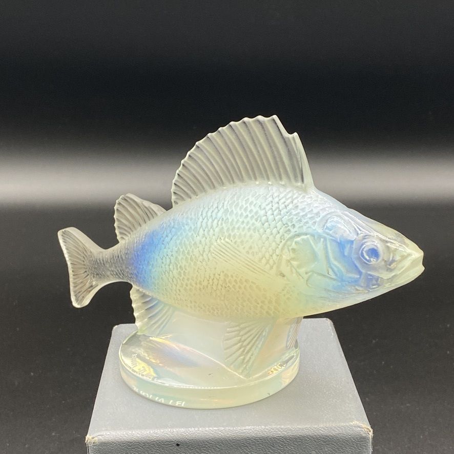 A R.Lalique Perch Mascot In Opalescent Glass. photo furniture