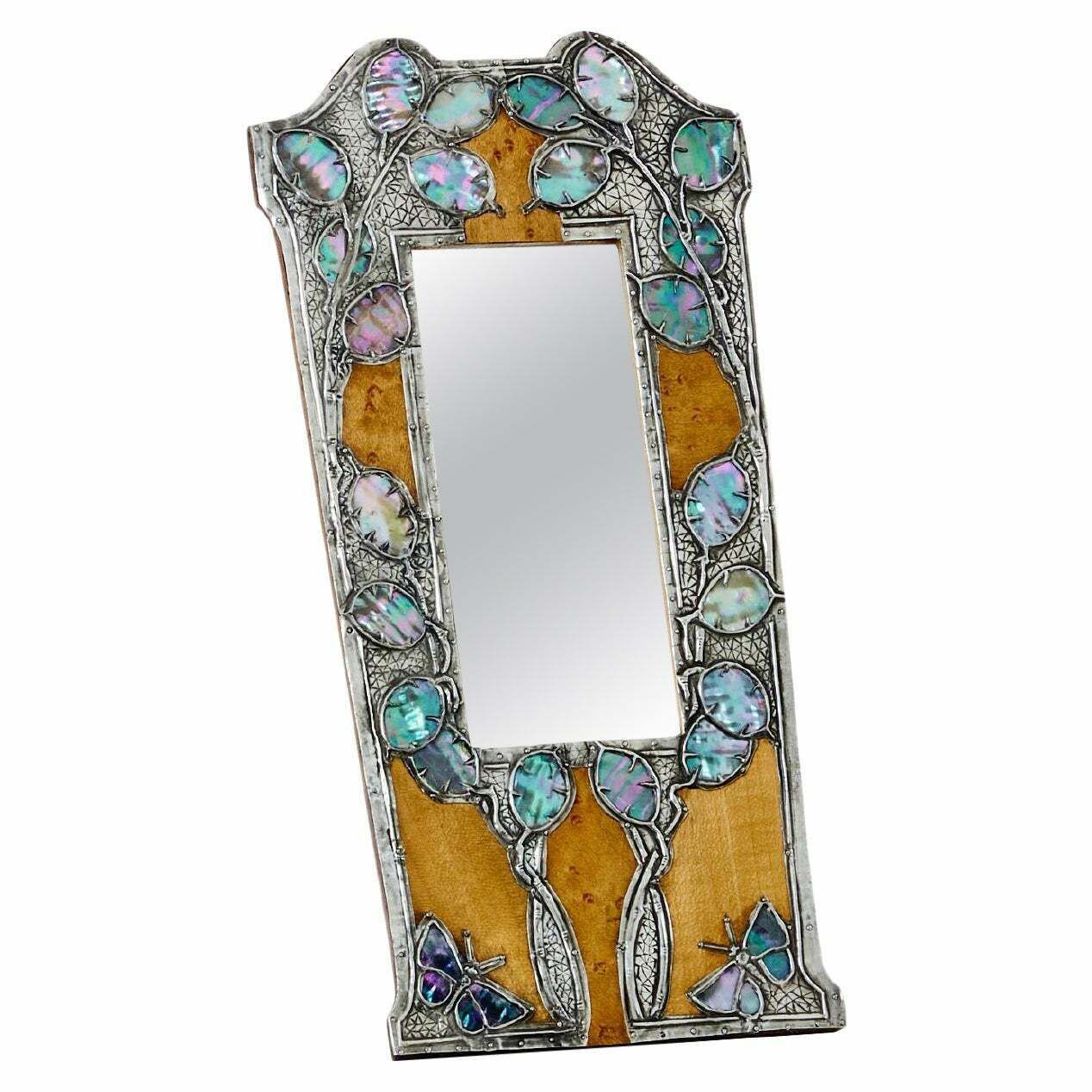 Miroir de coiffeuse Art Nouveau français en étain et loupe d'amboine, années 1910