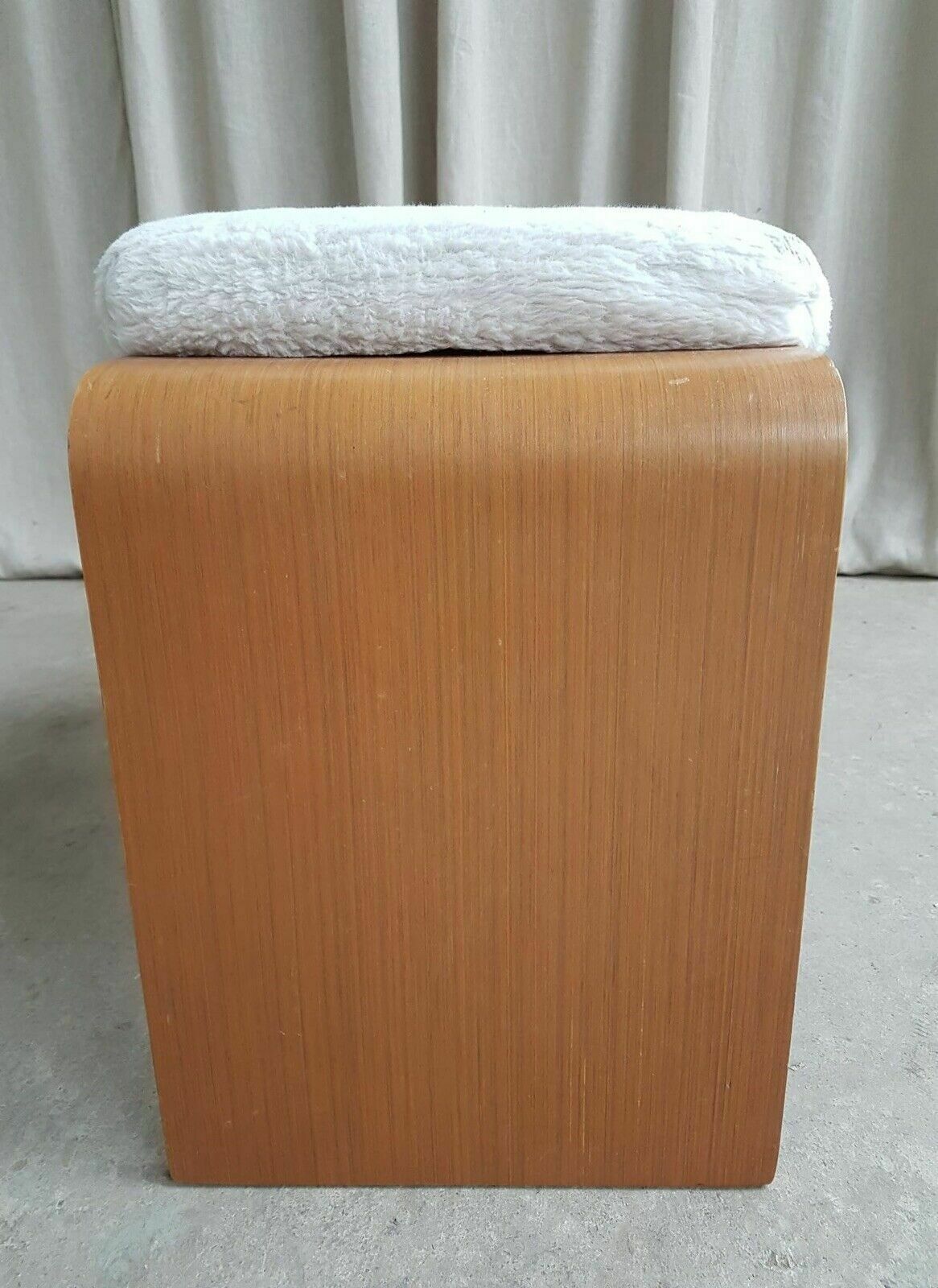 photo vinterior Vtg Mid Century Bentwood Footstool Stool Retro Danish Scandi Modernist R409