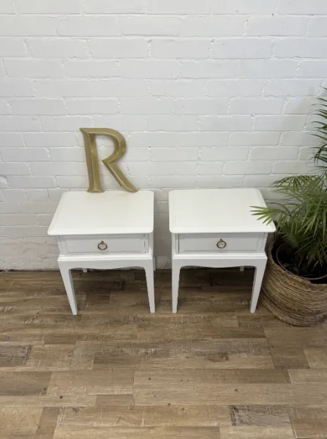 Stag Minstrel Pair Of ‘Leggy’ Bedsides Painted White photo furniture
