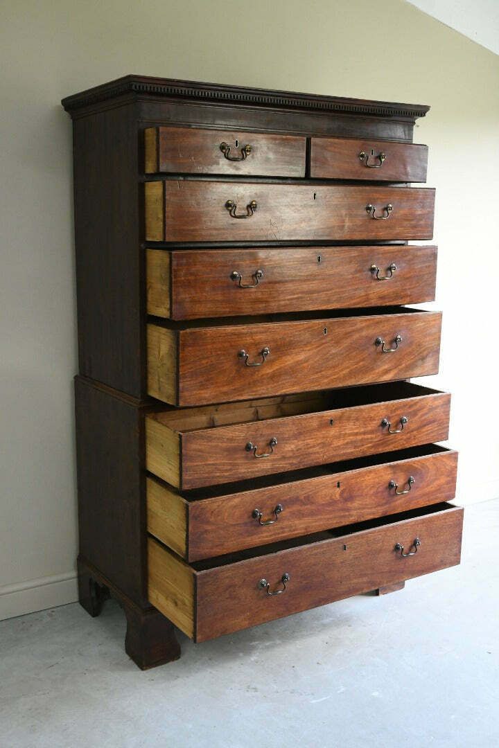 1395.0 Antique Georgian Mahogany Chest On Chest photo